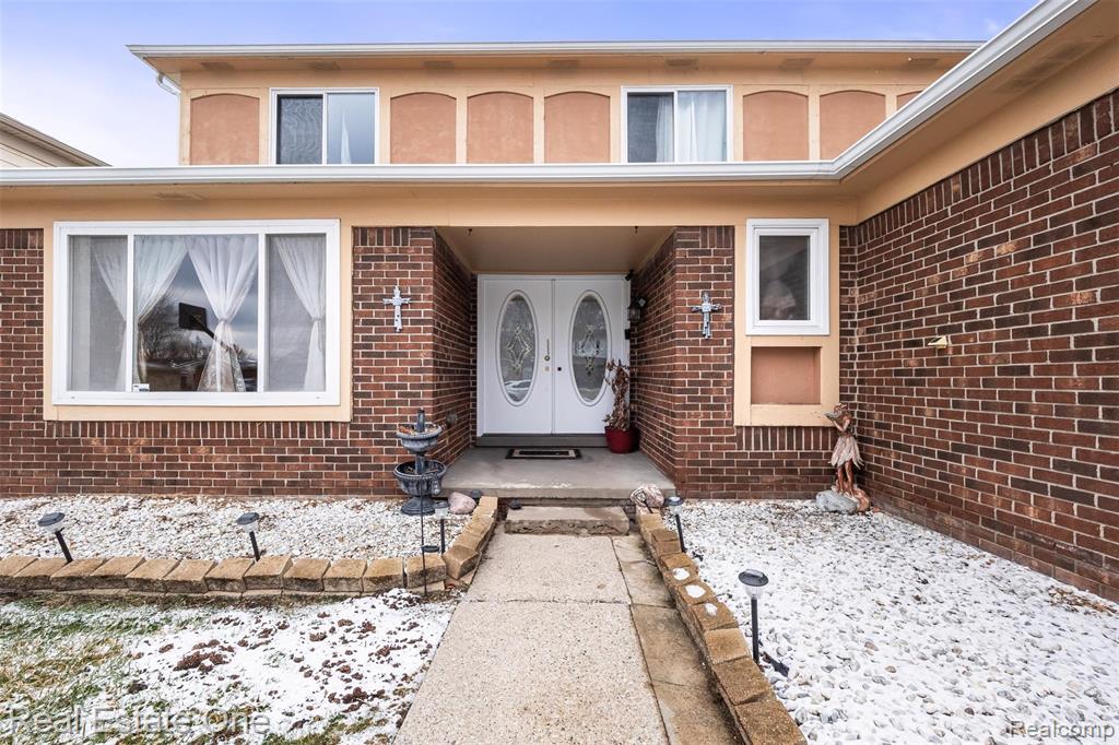 4469 Ardmore Drive, Sterling Heights, MI 48310 — Photo 3