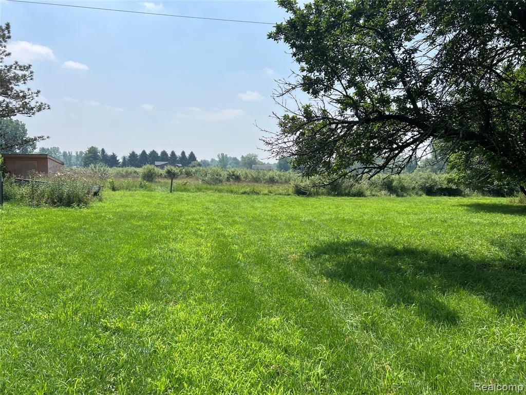 6197 Sober Road, Fowlerville, MI 48836 — Photo 17