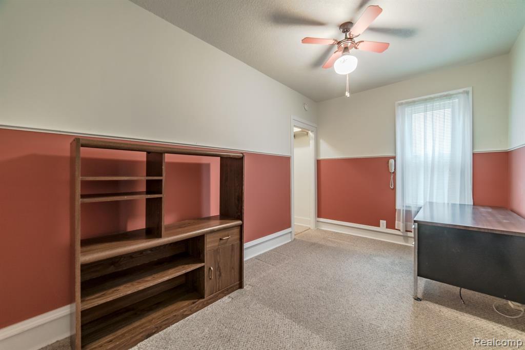 43 N GLASPIE Street, Oxford, MI 48371 — Photo 10