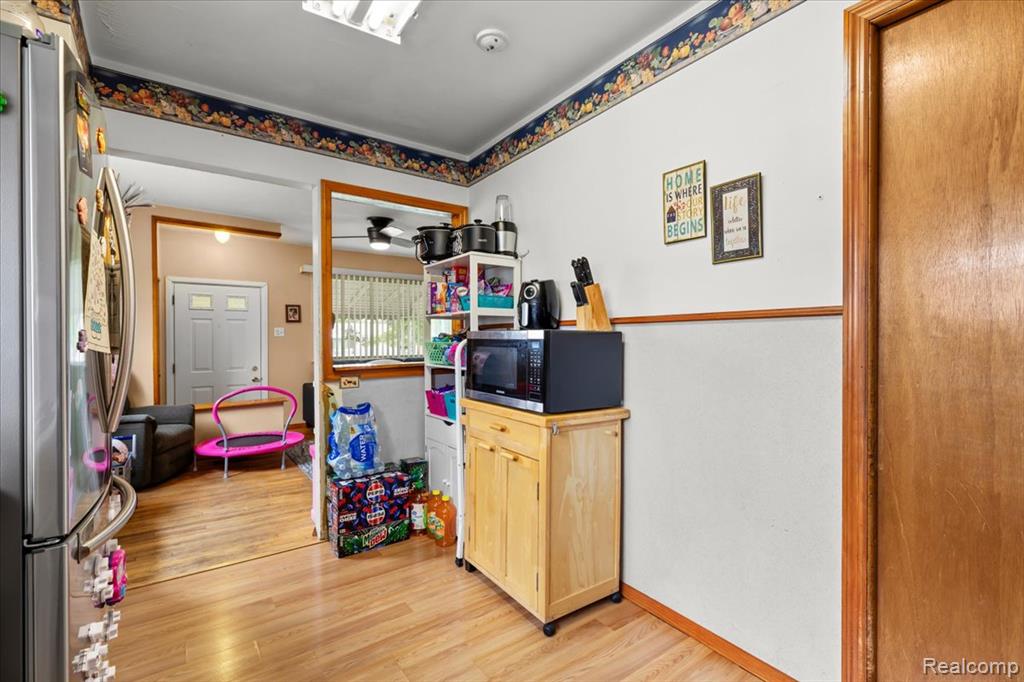 7570 Pardee Road, Taylor, MI 48180 — Photo 11