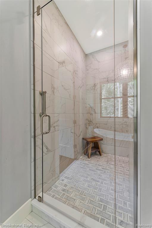 8130 Rosebud Lane, Clarkston, MI 48348 — Photo 40