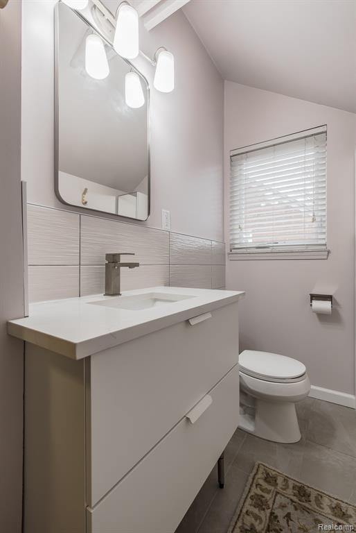 10846 Hart Avenue, Huntington Woods, MI — Photo 38