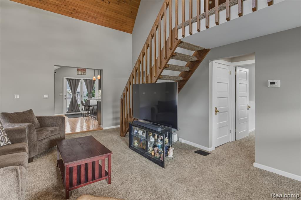 703 Parkdale Road, Rochester, MI 48307 — Photo 3