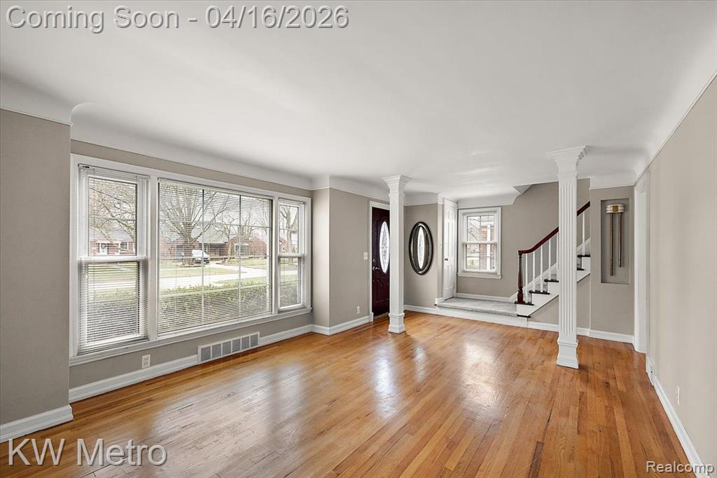 1904 Manchester Boulevard, Grosse Pointe Woods, MI 48236 — Photo 7