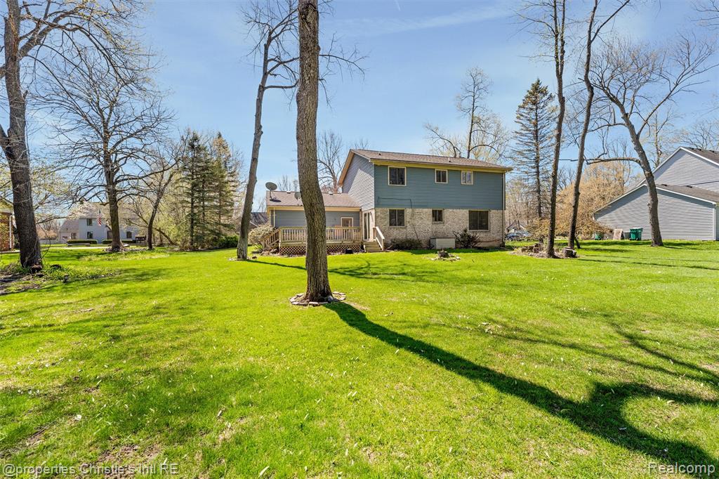 7514 Olde Sturbridge Trail, Clarkston, MI 48348 — Photo 29