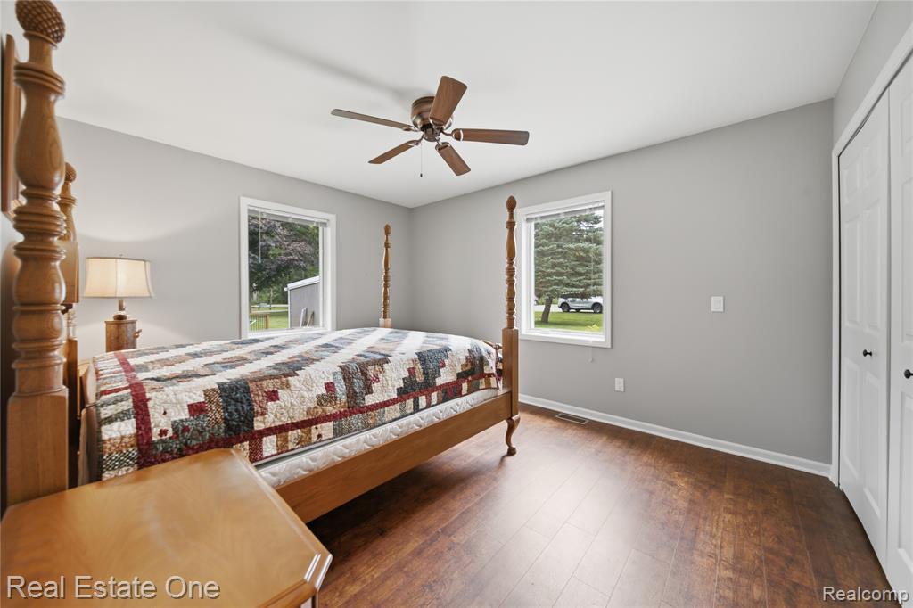 2939 Tamarack Lake Drive, Pinckney, MI 48169 — Photo 5