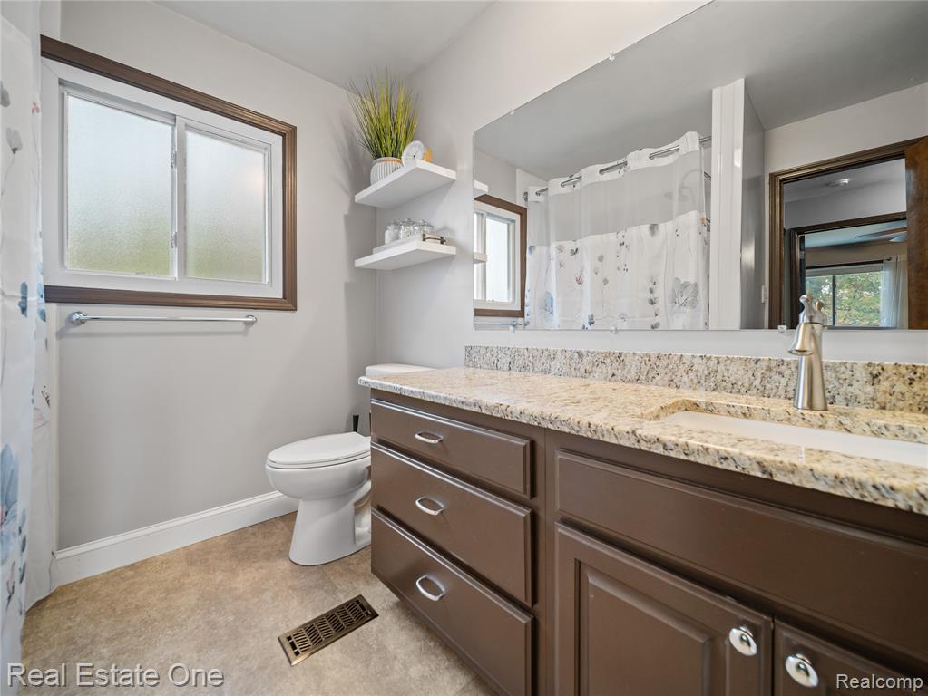 8789 Fieldcrest Drive, Brighton, MI 48116 — Photo 13