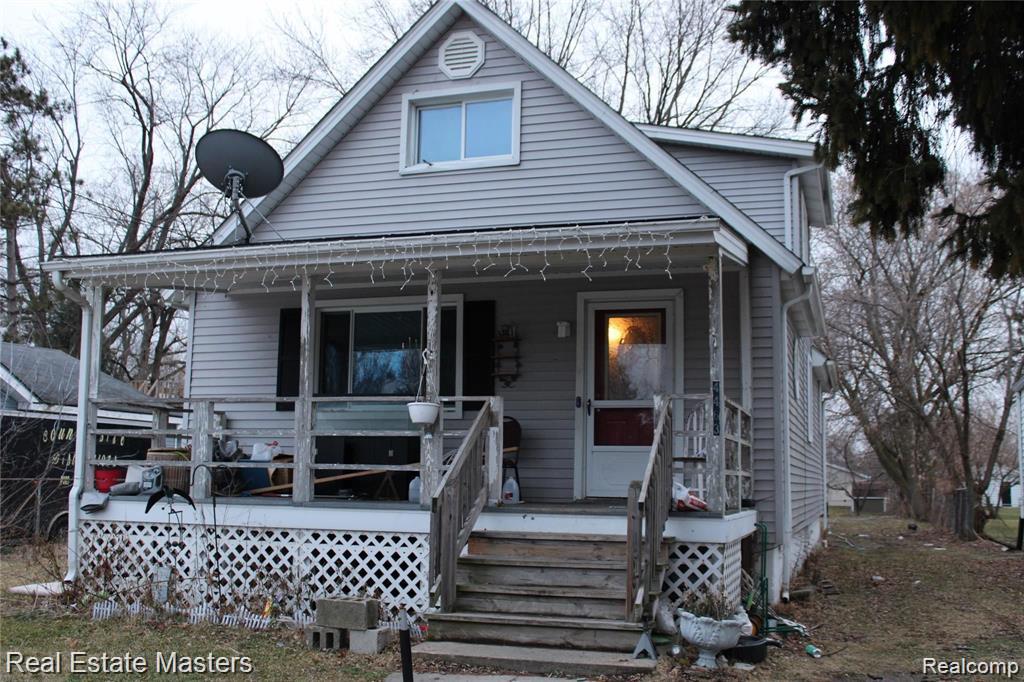 4463 Fairway Drive, Fort Gratiot, MI 48059
