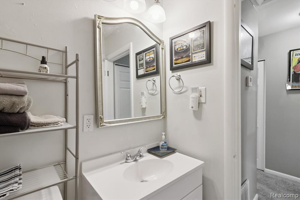 82 Saint Louis Street, Milan, MI 48160 — Photo 14