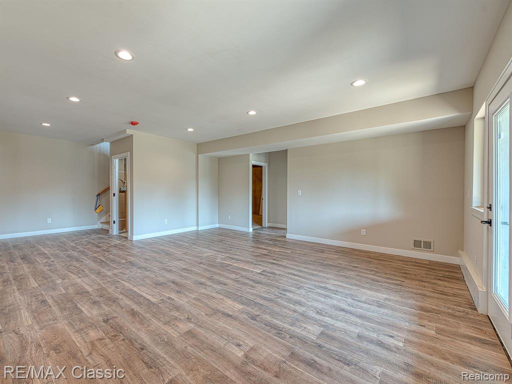 3991 STORYBOOK Lane, Whitmore Lake, MI 48189 — Photo 25