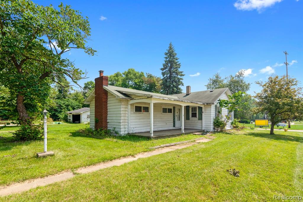 7398 N Genesee Road, Genesee, MI 48437 — Photo 2
