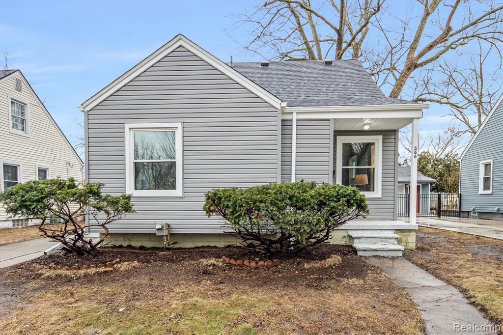 566 E BAKER Avenue, Clawson, MI — Photo 3