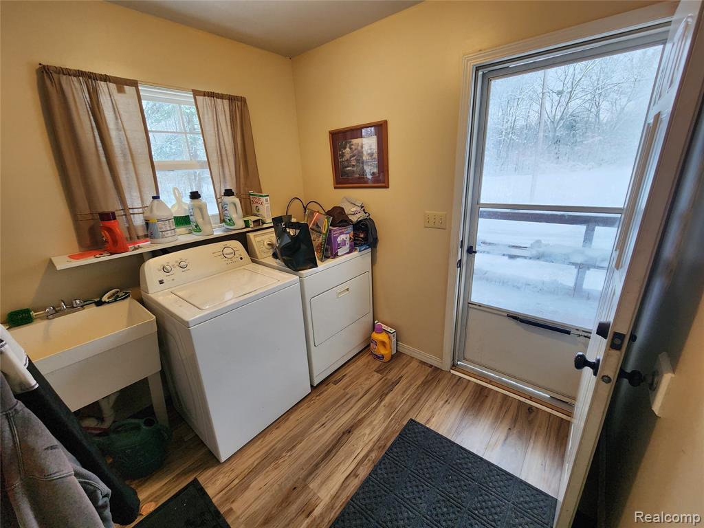 9707 North Lake Rd Road, Otter Lake, MI 48464 — Photo 5