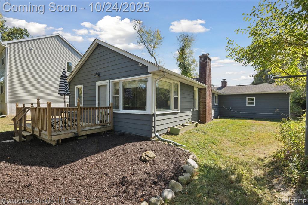 4066 Green Lake Road, West Bloomfield, MI 48324 — Photo 40
