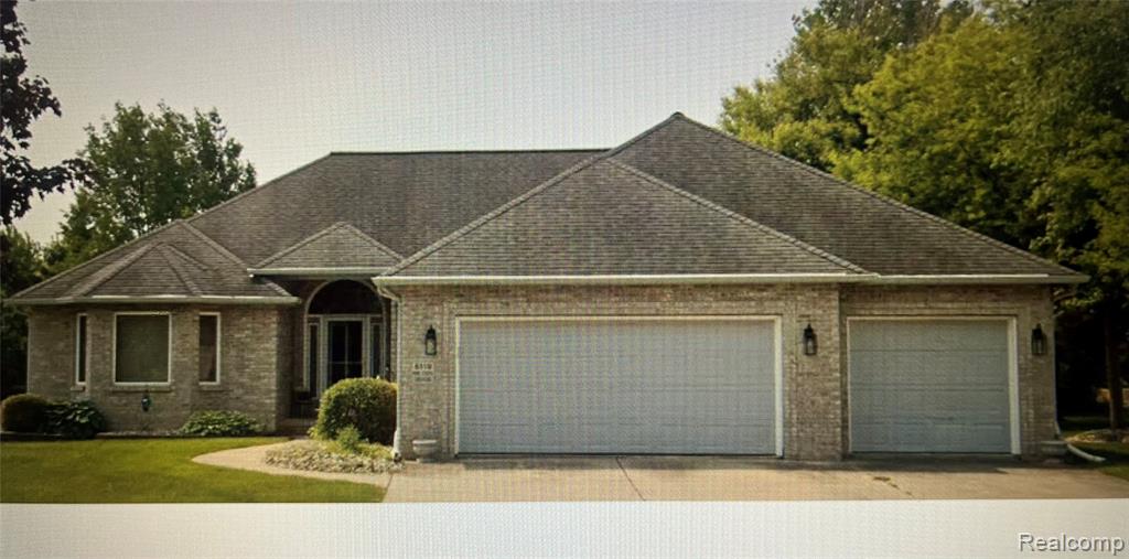 6119 Pine Creek Crossing, Grand Blanc, MI 48439