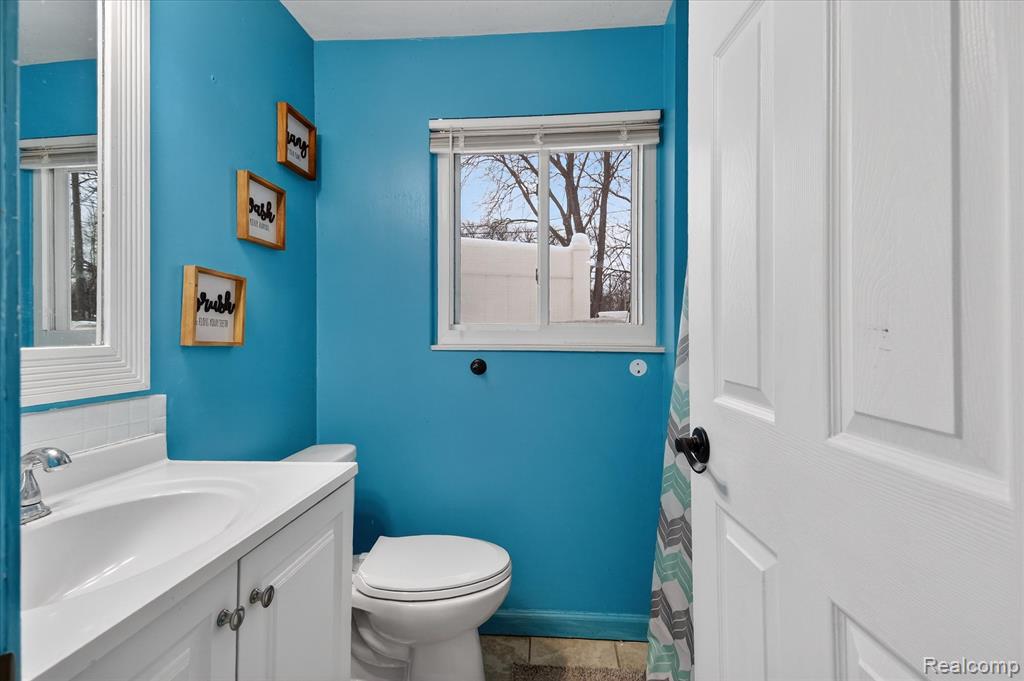 39 Pine Drive, Whitmore Lake, MI 48189 — Photo 19