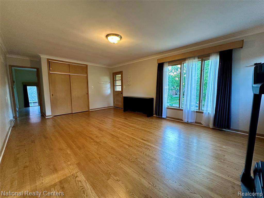 821 Pemberton Road, Grosse Pointe, MI 48230 — Photo 19