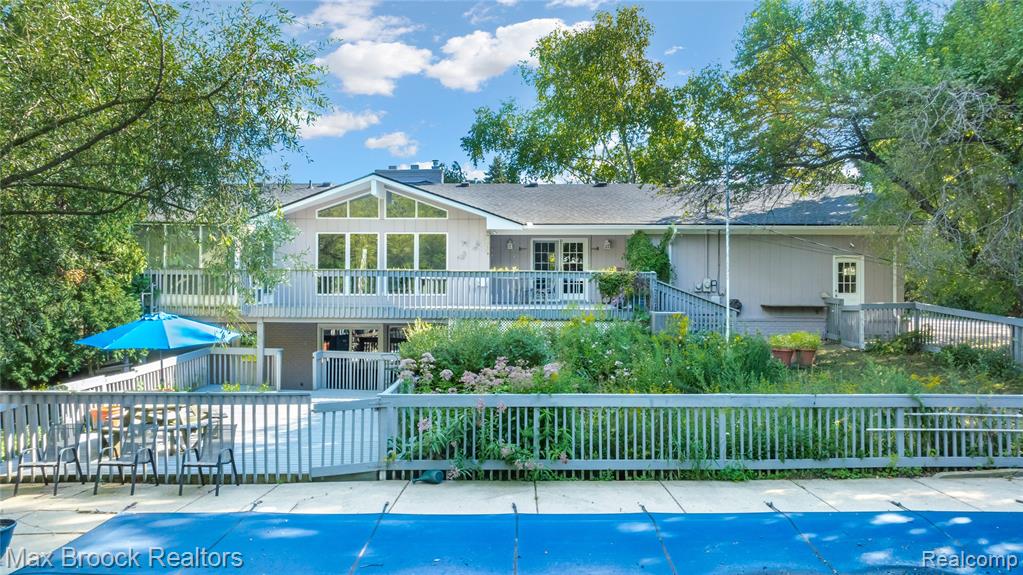 35550 Pleasant Valley Road, Farmington Hills, MI, 48331