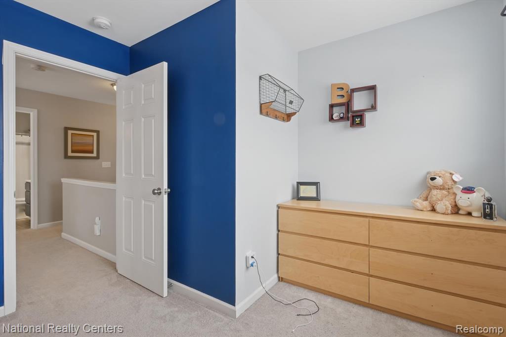27316 Victoria Road, Novi, MI — Photo 36