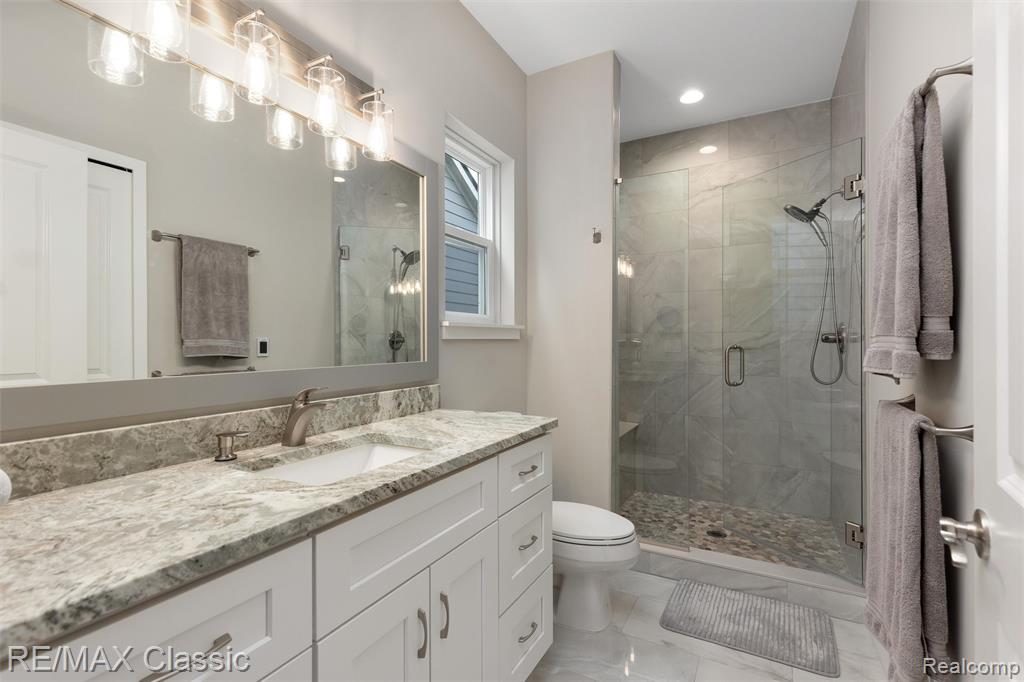 47031 Brookview Drive, Chesterfield, MI 48047 — Photo 16