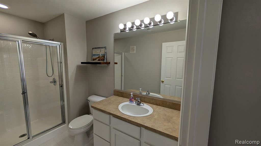 19102 ADDINGTON Drive, Commerce Twp, MI 48390 — Photo 14