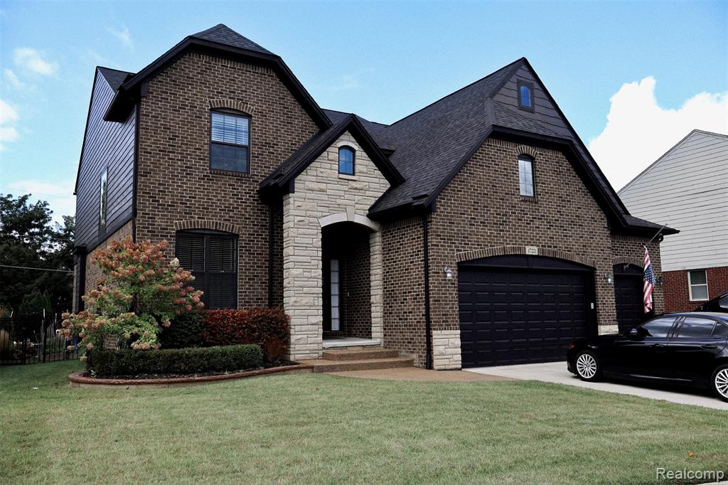 47221 Hidden Meadows Drive, Macomb, MI 48044 — Photo 2