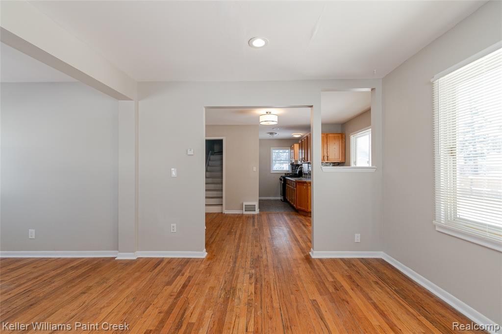 78 E Strathmore Avenue, Pontiac, MI 48340 — Photo 8