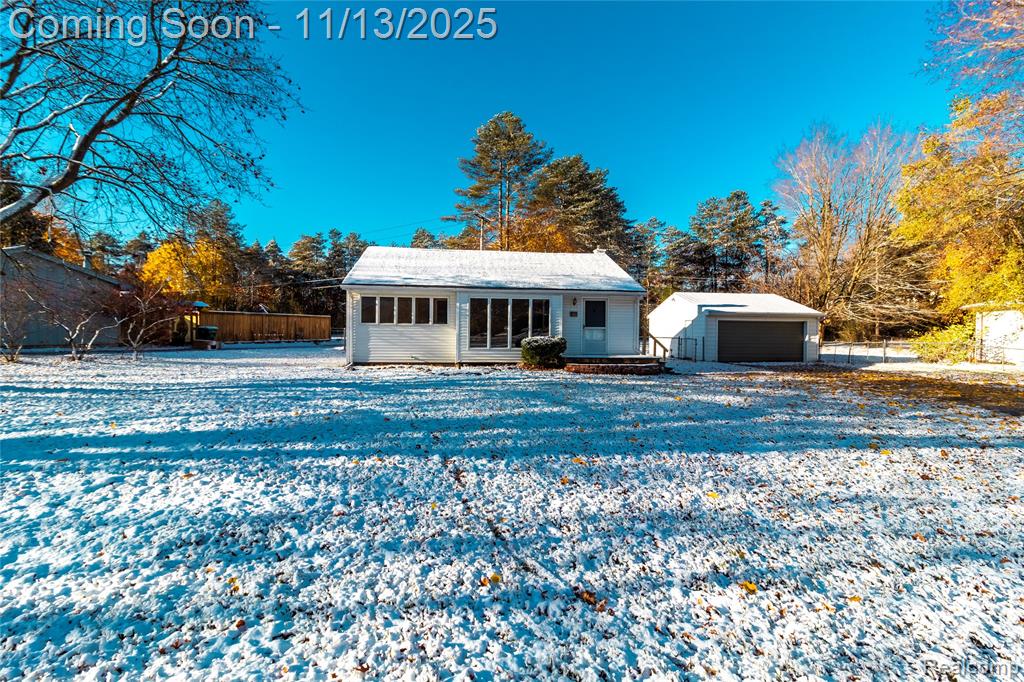760 Sebek Street, Oxford, MI 48371 — front exterior