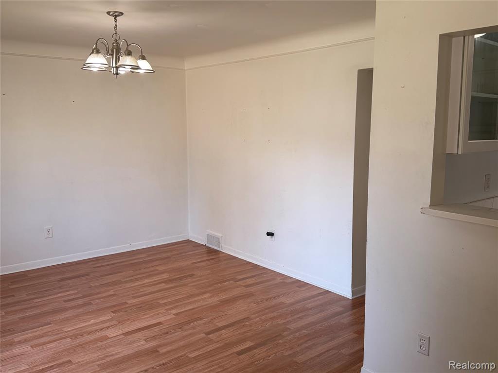 8345 Robindale Avenue, Dearborn Heights, MI 48127 — Photo 2