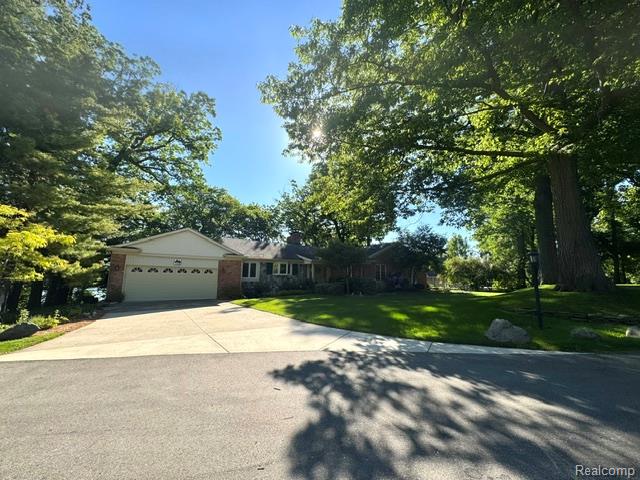 1448 Inwoods Circle, Bloomfield Hills, MI 48302 — Photo 3