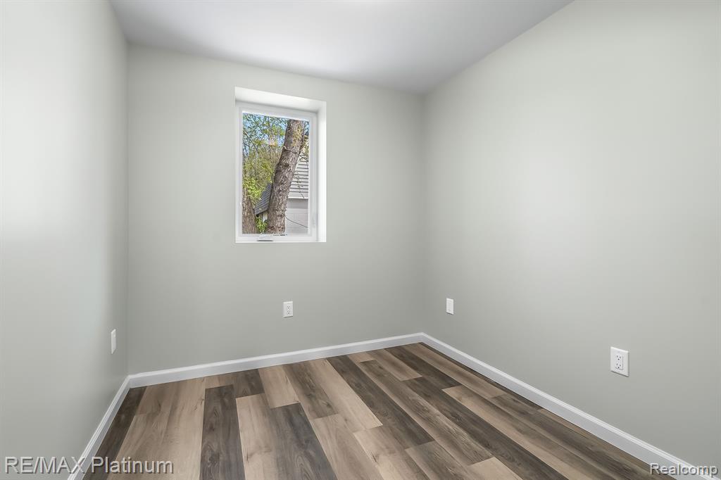 43680 BURTRIG Road, Belleville, MI 48111 — Photo 18