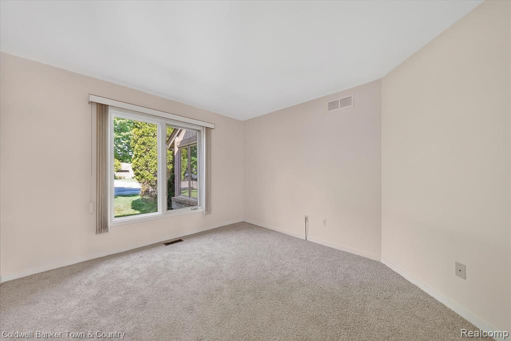 6172 Westbrooke Drive, West Bloomfield, MI — Photo 23