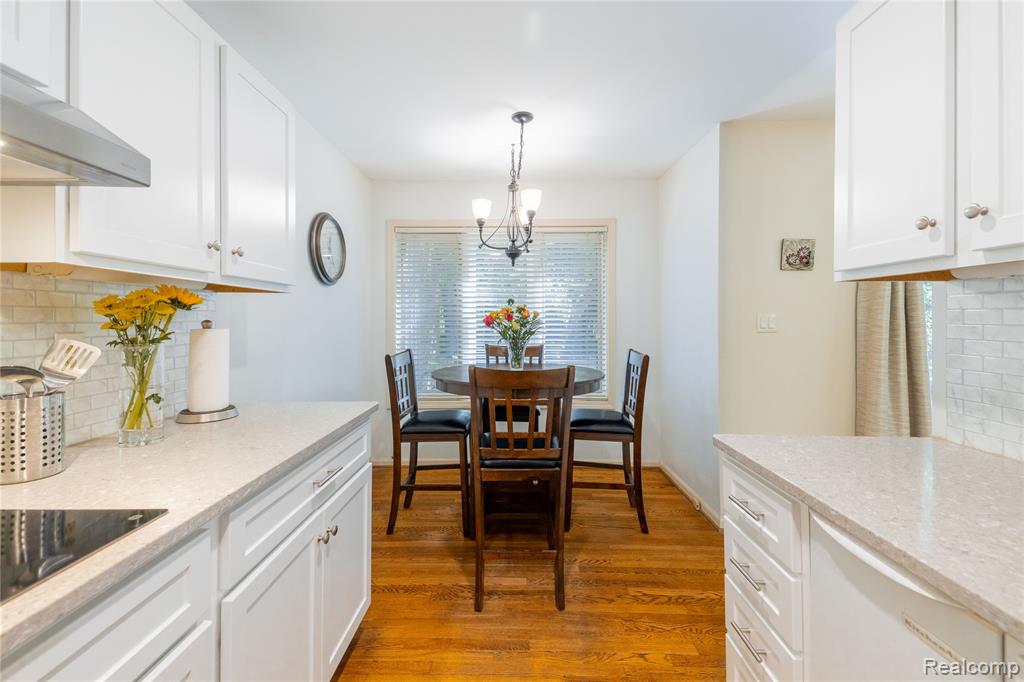 9422 Hawthorne Glen Drive, Grosse Ile, MI 48138 — Photo 19
