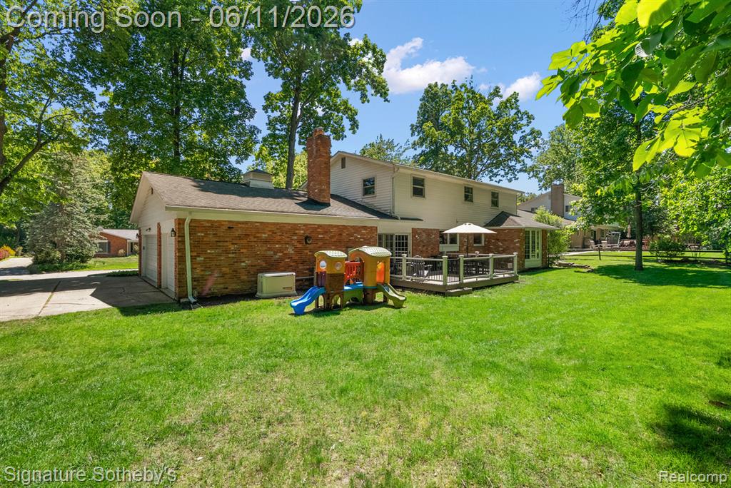 5748 Cherry Crest Drive, West Bloomfield, MI — Photo 36