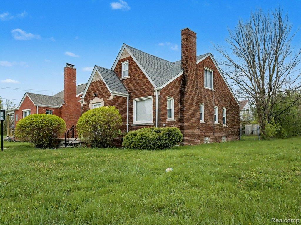 5211 Nottingham Road, Detroit, MI 48224 — Photo 2
