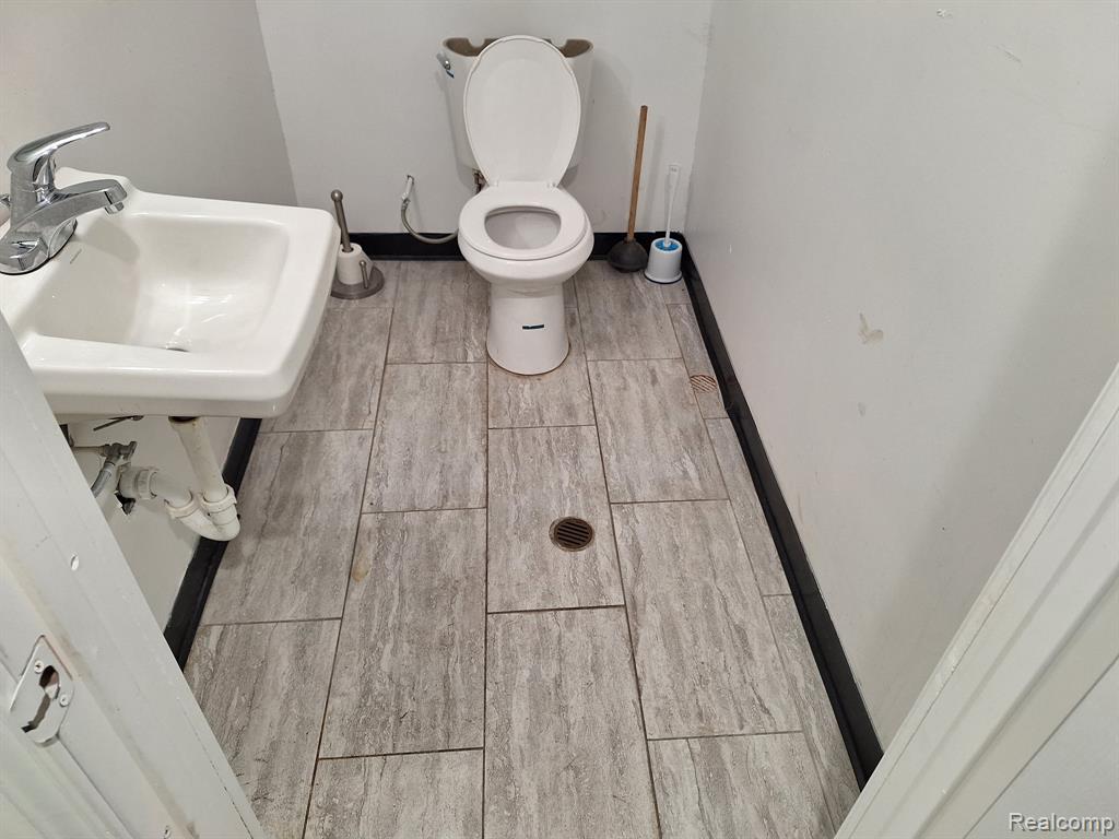 16116 W McNichols Road, Detroit, MI 48235 — Photo 9