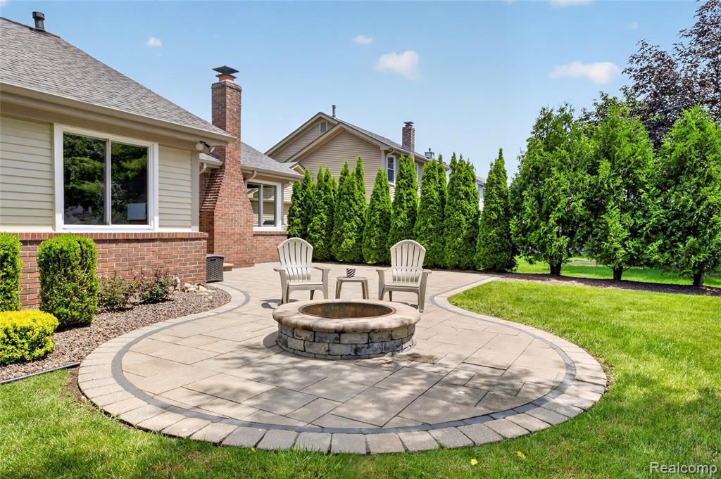 44637 Ridgefield Road, Canton, MI 48188 — Photo 34