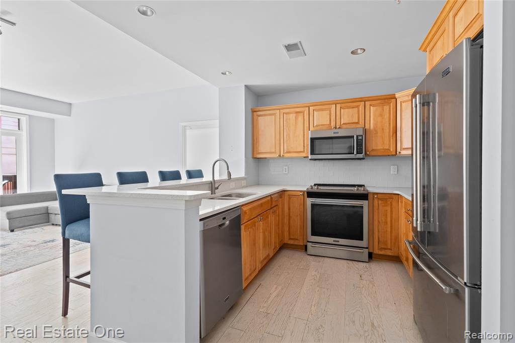 220 MAC Avenue, 313, East Lansing, MI 48823 — Photo 9