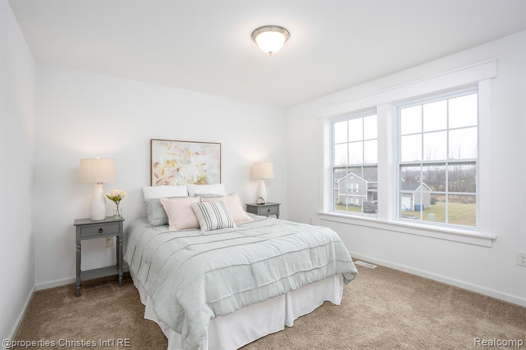 844 SADDLEBROOK Drive, Linden, MI 48451 — Photo 22