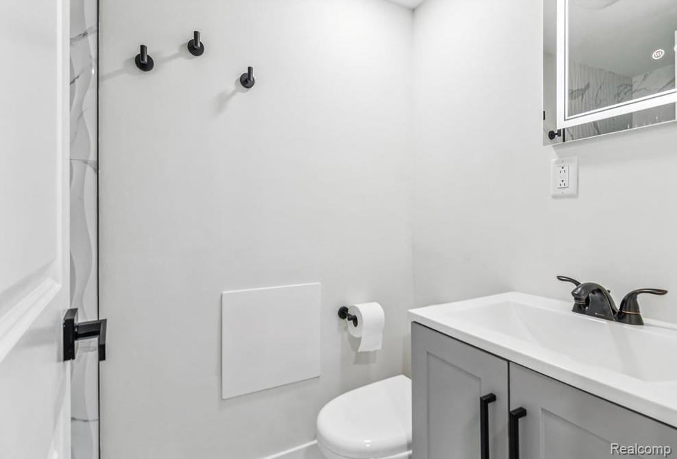 7174 N Center Road, Mount Morris, MI 48458 — Photo 11