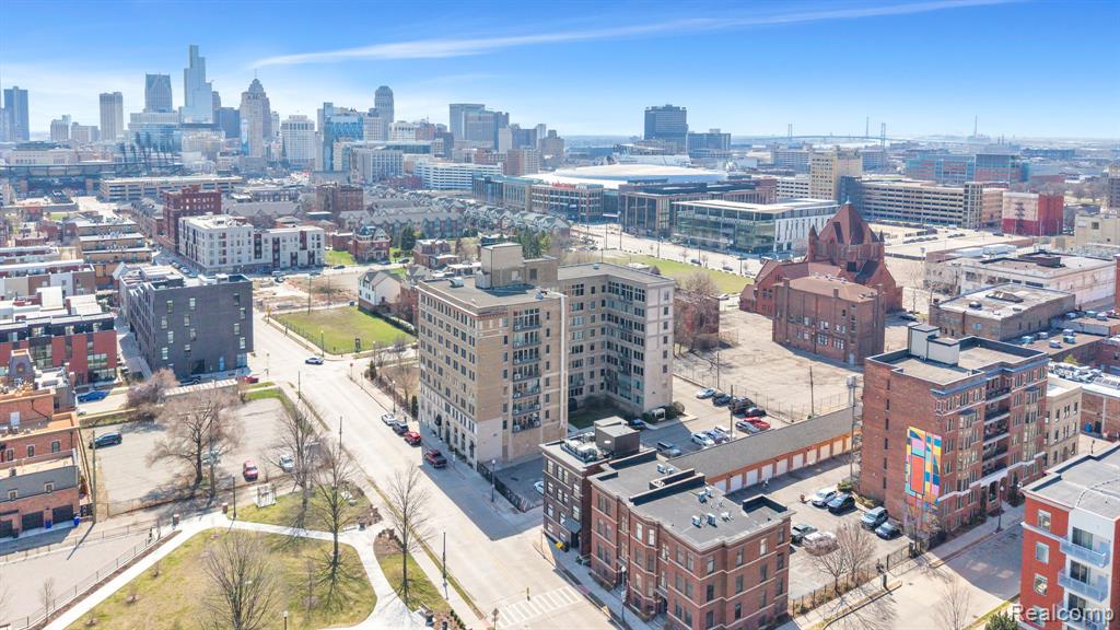 2915 John R Street - Photo 5