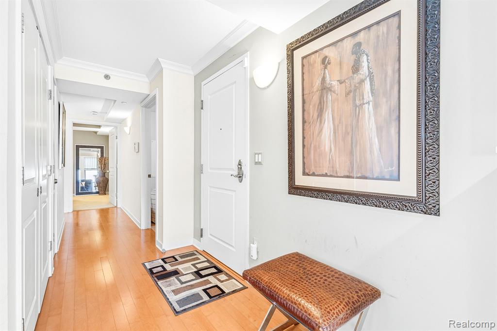 1135 Shelby Street - Photo 3