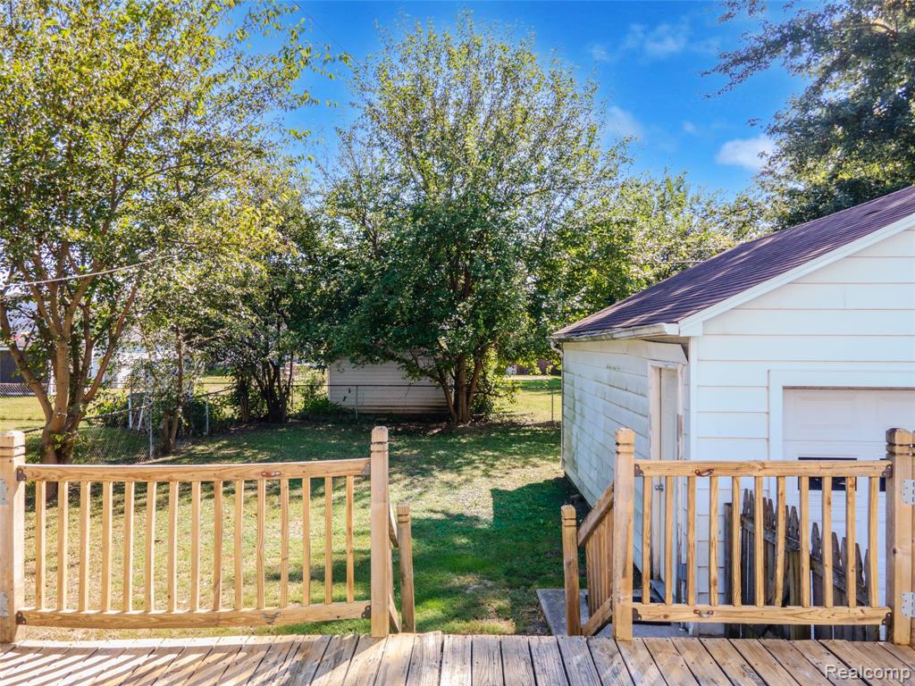 652 Bentley Drive, Monroe, MI 48162 — Photo 6