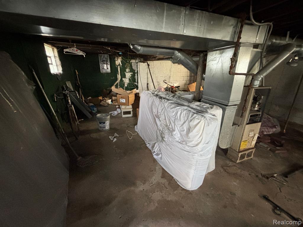 5572 CADILLAC Avenue, Detroit, MI 48213 — Photo 18