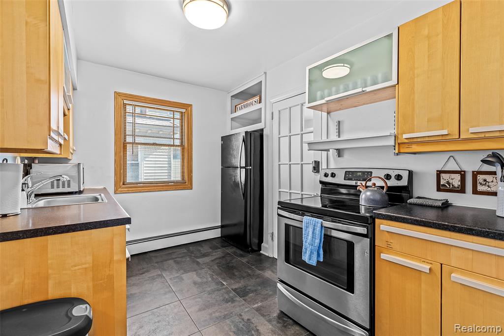 604 W Hudson Avenue, Royal Oak, MI 48067 — Photo 3