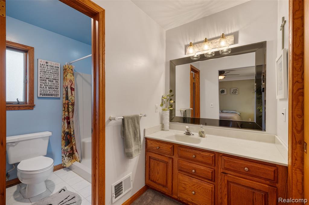 46405 Oaklawn Street, Macomb, MI 48042 — Photo 20