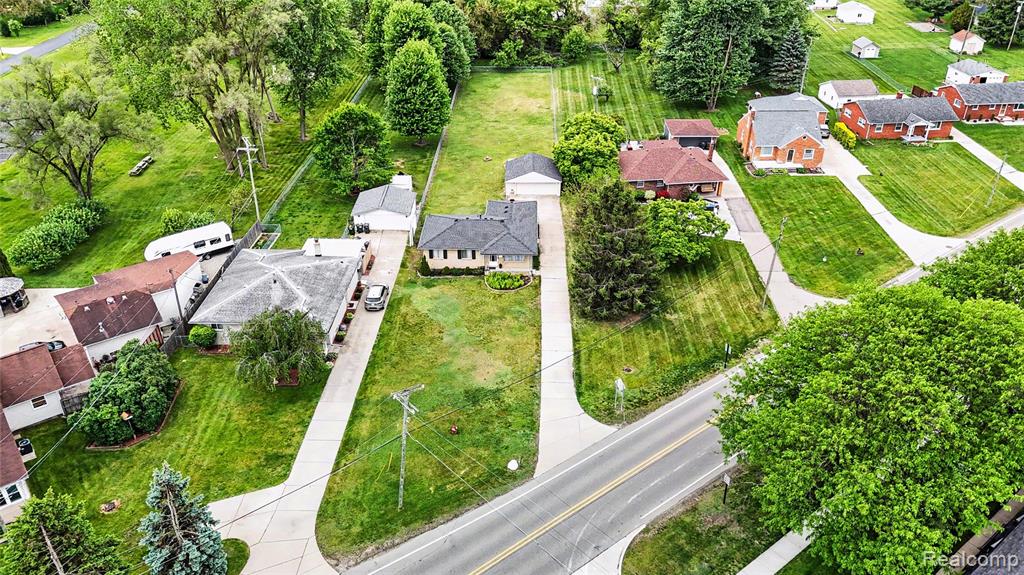 8530 Canal Road, Sterling Heights, MI 48314 — Photo 30