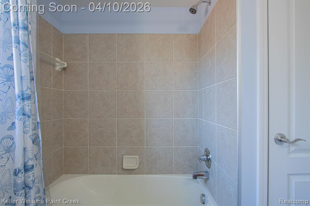 45907 Lookout Drive, Macomb, MI 48044 — Photo 29