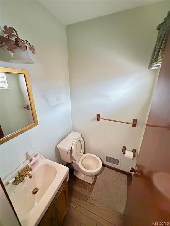 29265 Van Laan Drive, Warren, MI 48092 — Photo 21