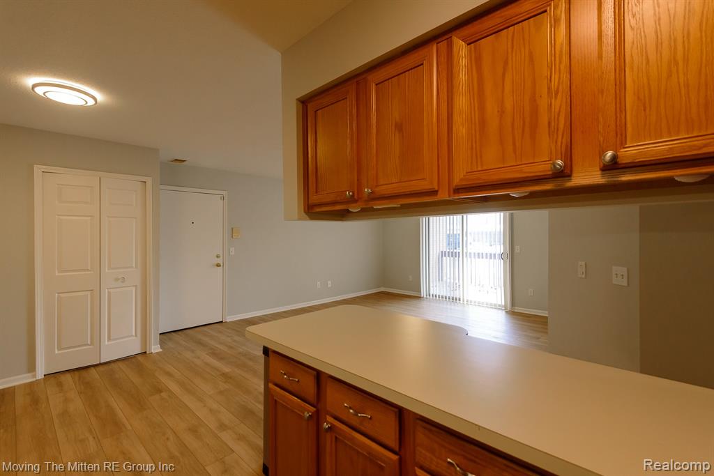 45838 Prairiegrass Court, Van Buren, MI 48111 — Photo 13